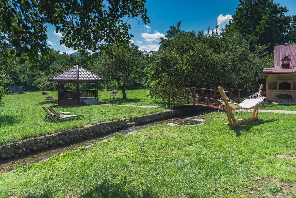 Horace Guesthouse Pool & Hot Tub & Bikes & River Dejani المظهر الخارجي الصورة